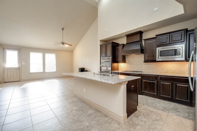 Building Photo - 24111 Valencia Ridge Ln