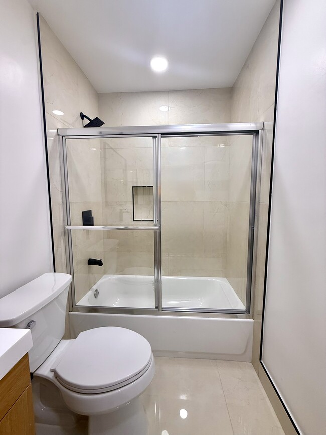 Building Photo - 18020 Prairie Ave