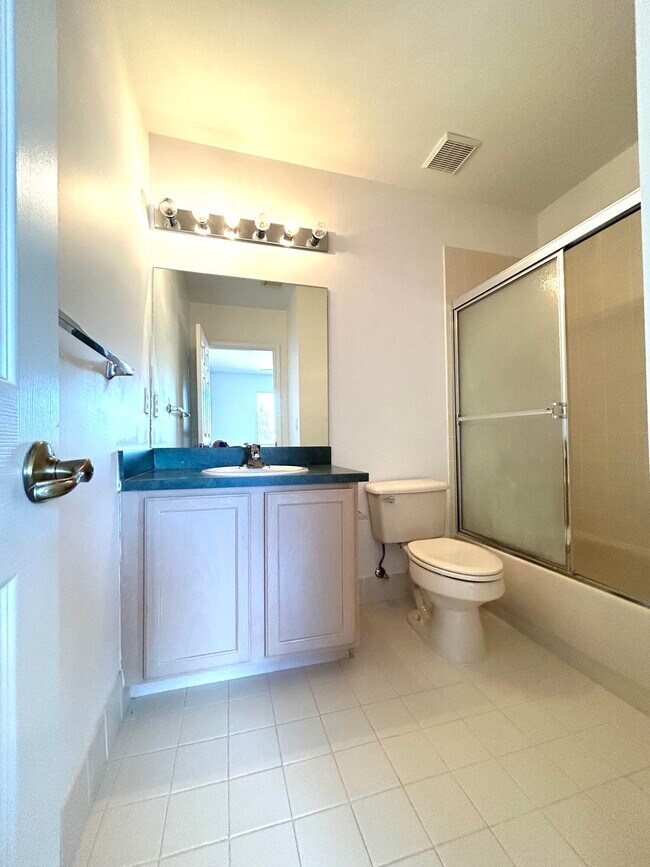 Building Photo - 1007 Arezzo Cir