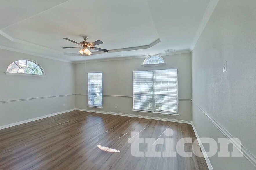 Building Photo - 131 Lake Trail Dr