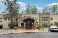 Building Photo - 2 bedroom in Kirkland WA 98034