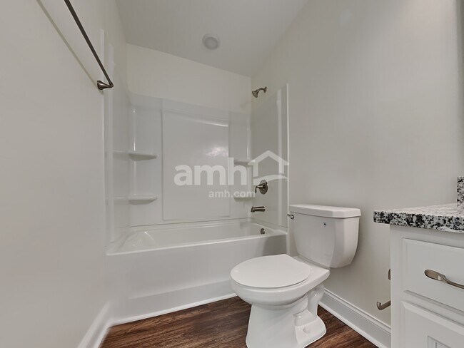 Building Photo - 1823 Produce Ln