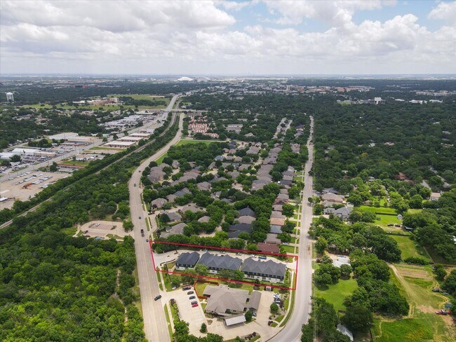 Building Photo - Brand New Luxury Townhouse in North Arlington