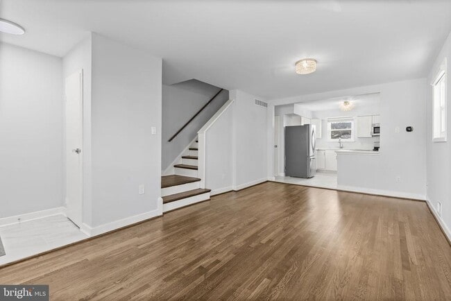 Building Photo - 3918 Usher Ave