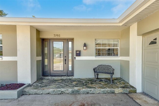 Building Photo - 7195 Augusta Blvd