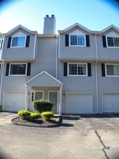Building Photo - 310 Boston Post Rd