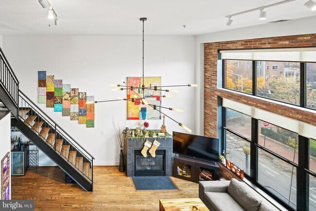 Building Photo - 1111 W St NW