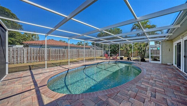 Building Photo - 3507 Pinecrest St