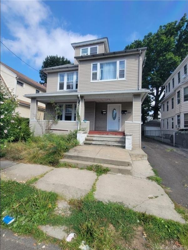 Primary Photo - 230 Garfield Ave