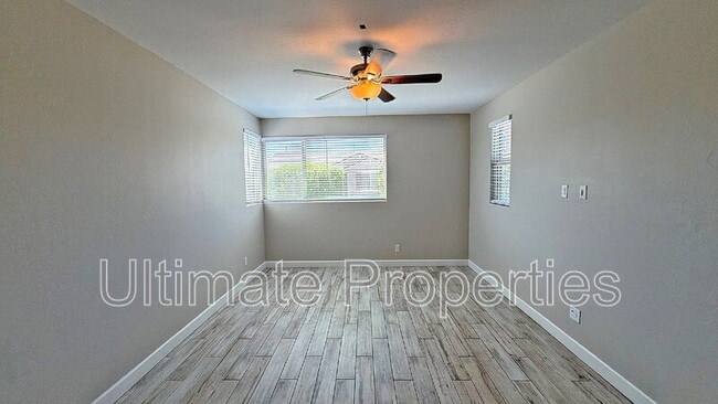 Building Photo - 835 N 110th Ave