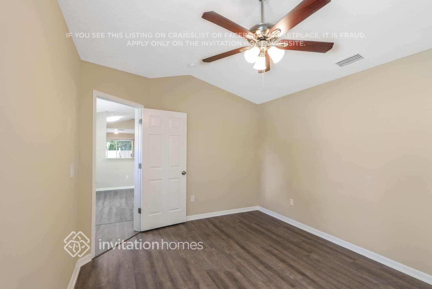 Building Photo - 6706 Summer Haven Dr