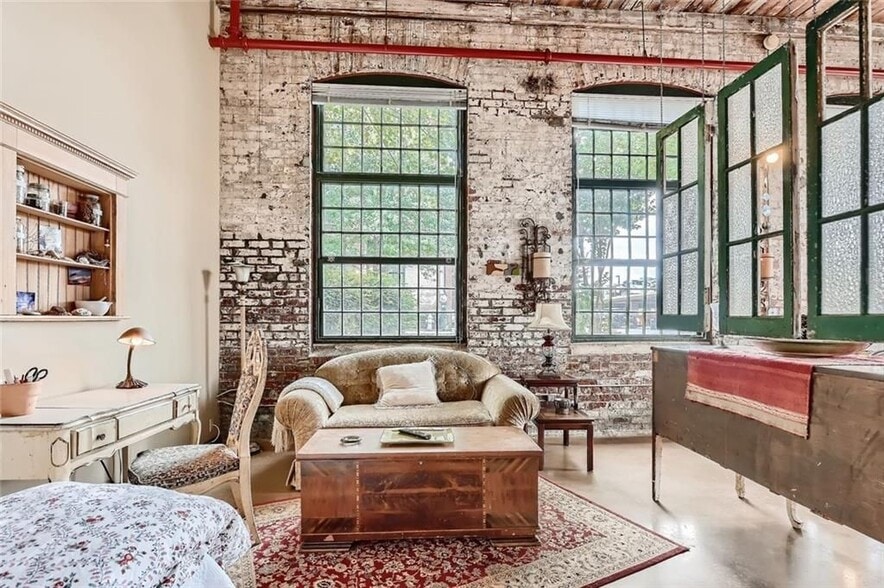 Building Photo - 170 Boulevard, 101F