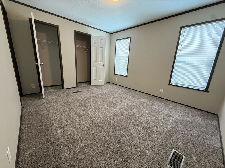 Building Photo - 11747 Cascade Cir