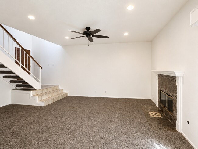 Building Photo - 22941 Banyan Pl