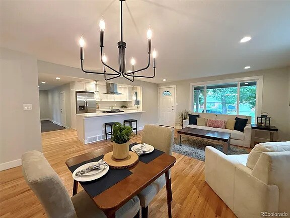 Building Photo - 1225 W 7th Avenue Dr