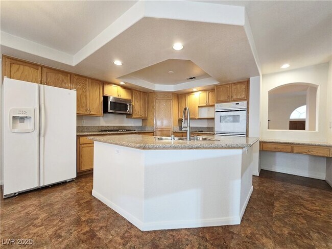 Building Photo - 3697 Ferndale Cove Dr