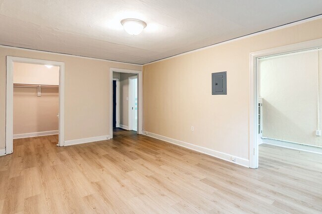 Interior Photo - Roosevelt Apartments