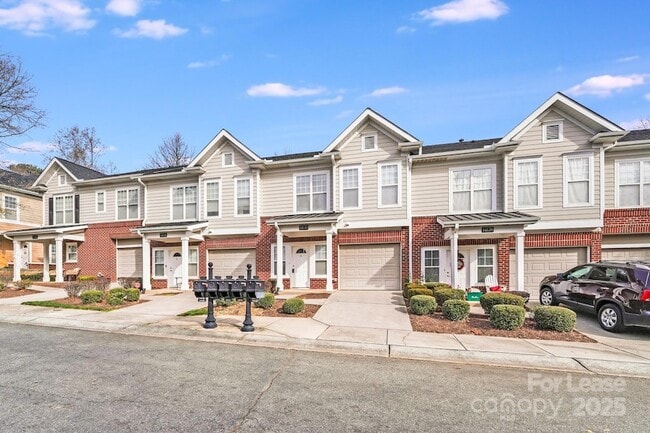 Building Photo - 14130 Castle Abbey Ln