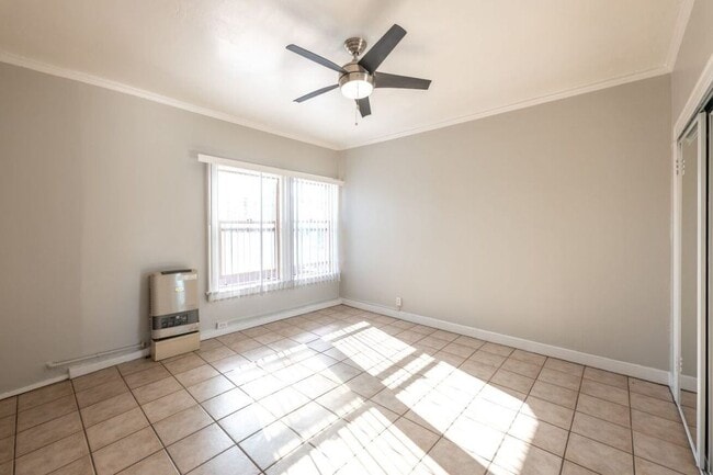 Floorplan - Kenmore Apartments