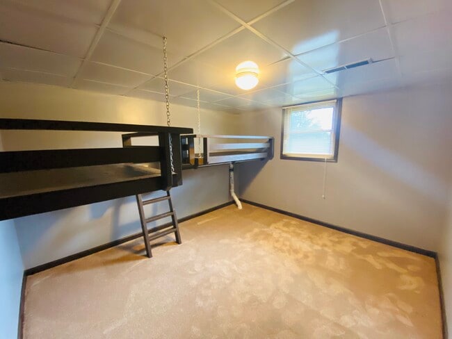 Building Photo - 11266 Billingham Ave NW