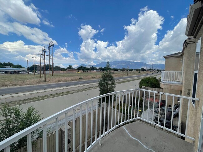 Building Photo - 7051 Natalie Janae Ln NE