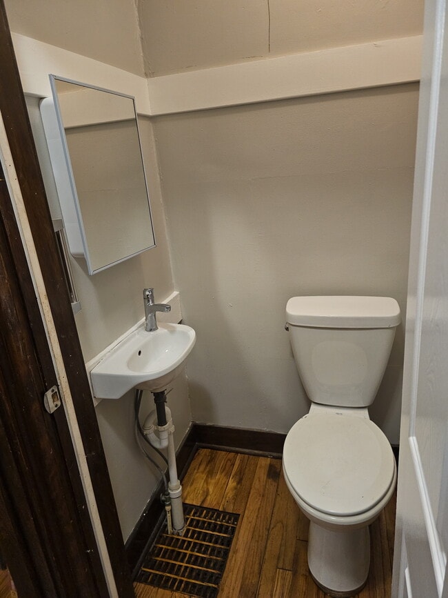 Building Photo - 4411 Red Arrow Rd