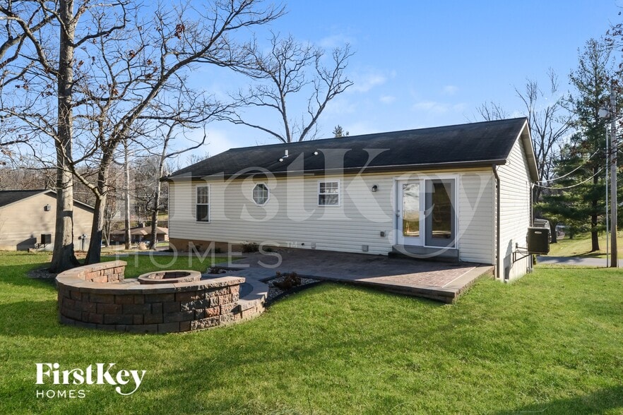 Building Photo - 1203 Del Haven Dr