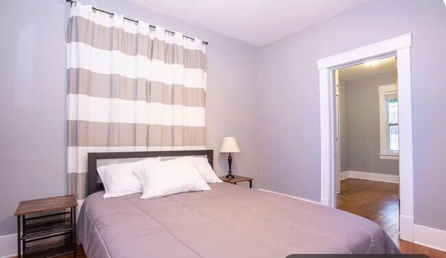 Building Photo - 1110 3rd St NW