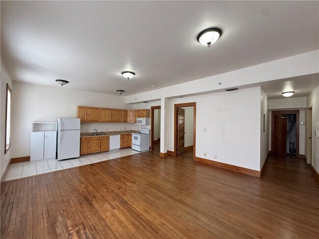 Building Photo - 459 Dauphin St