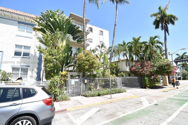 Building Photo - 1605 Meridian Ave