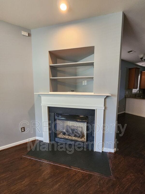 Building Photo - 103 Foxglove Ave