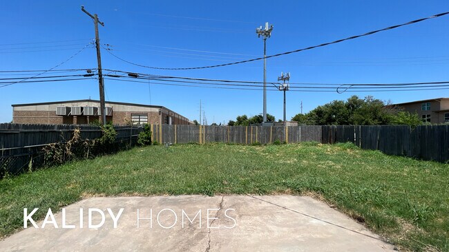 Building Photo - 1433 SW 60th St