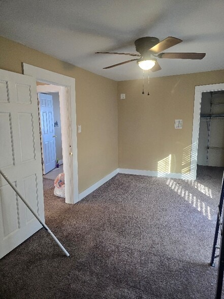 Building Photo - 1325 Oneida St