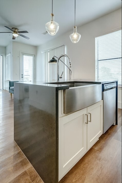 Building Photo - 1508 Blodgett St