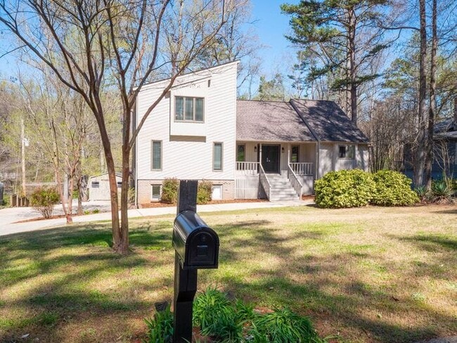 Building Photo - Spacious 4-Bedroom Mint Hill Retreat with Fireplace, 2-Car Garage & 3,600+ Sq Ft