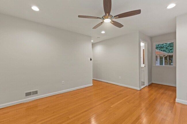 Building Photo - Discover this beautifully updated Colonial...