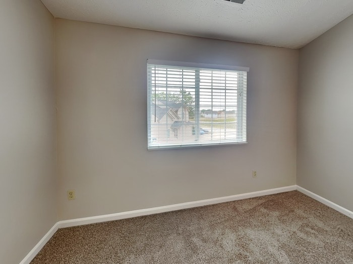 Building Photo - 2493 Grand Fir Dr