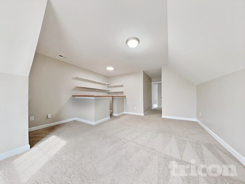 Building Photo - 79 Kerrylane Dr