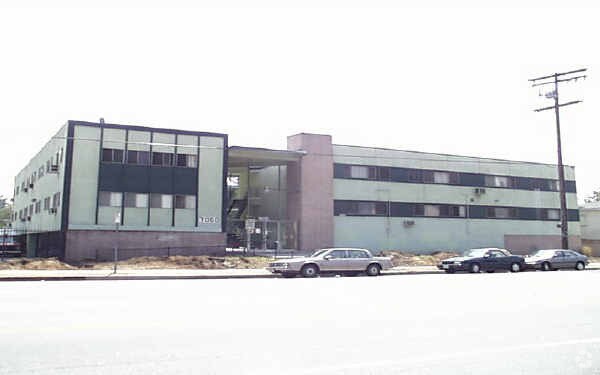 Building Photo - Woodman Manor Apartments
