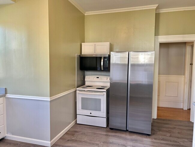 Building Photo - 48 Congress St