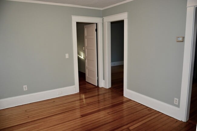 Building Photo - 27 Emmons St