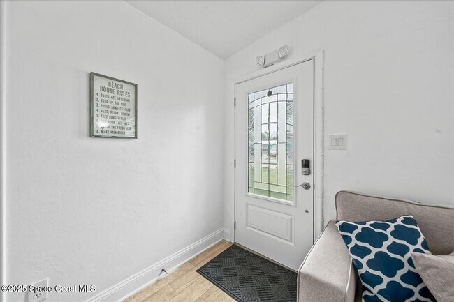 Building Photo - 215 Jefferson Ave