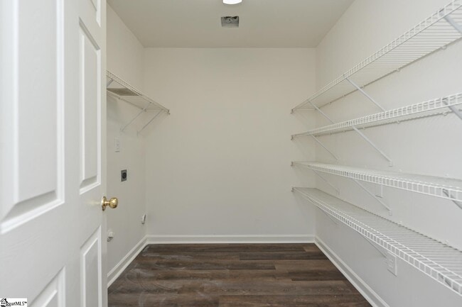 Building Photo - 134 Brookhill Pl