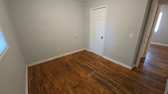 Building Photo - Haskell Heights Section 8 eligible.