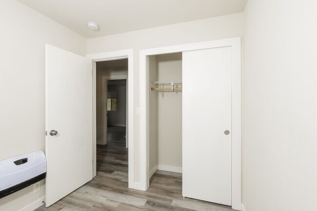 Building Photo - 7151-7153 Fauntleroy Wy SW