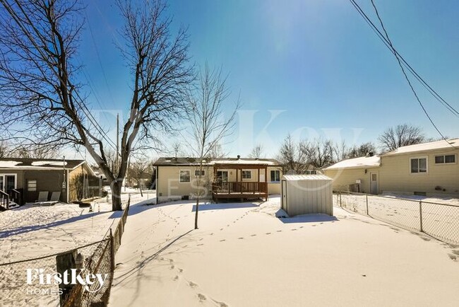 Building Photo - 12029 Glengrove Dr