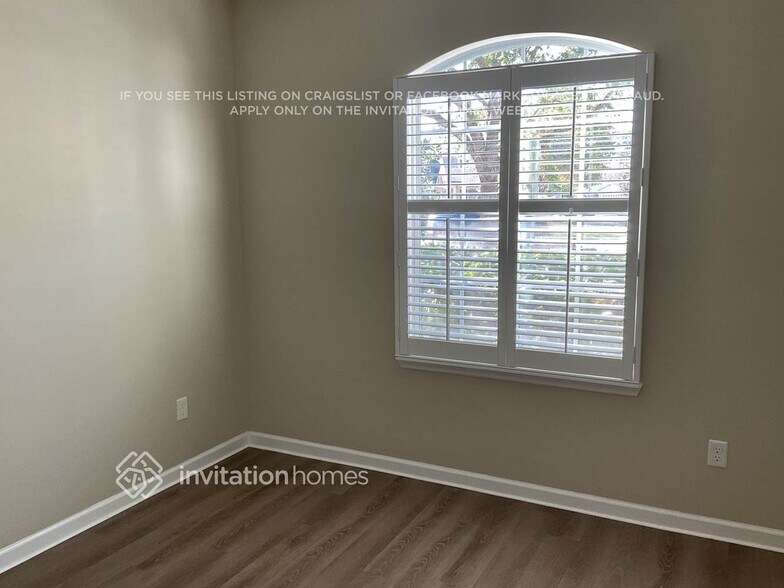 Building Photo - 236 Tadcaster Court