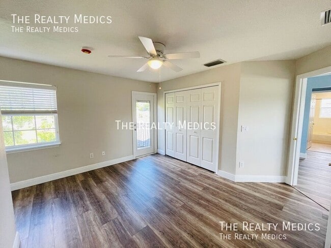 Building Photo - 1356 Periwinkle Blue Way