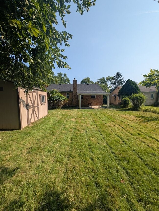 Building Photo - Newly Renovated 3Bd/2Bath Home with Bonus Room -- Available NOW!
