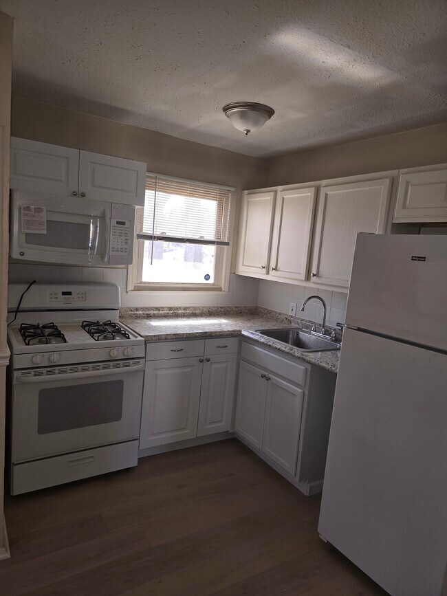 Building Photo - 7810 Blandford Dr
